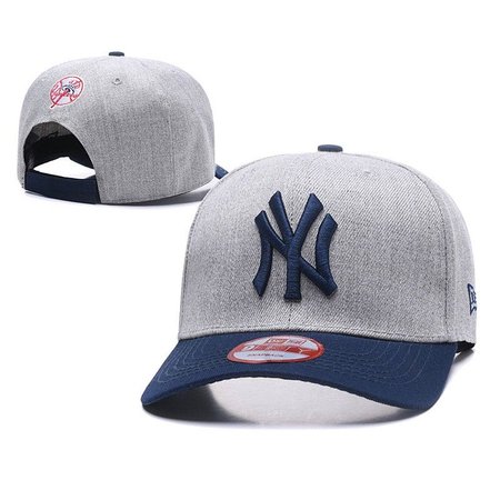 New York Yankeess Adjustable Hat